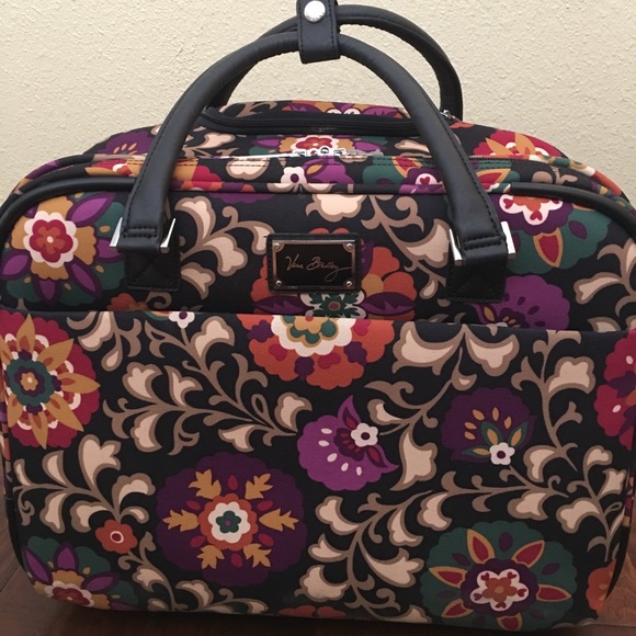 Vera Bradley Handbags - Vera Bradley Travel Bag✈️
